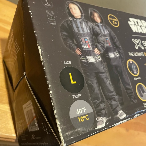 STAR WARS Darth Vader Sleeping Bag - Picture 6 of 10